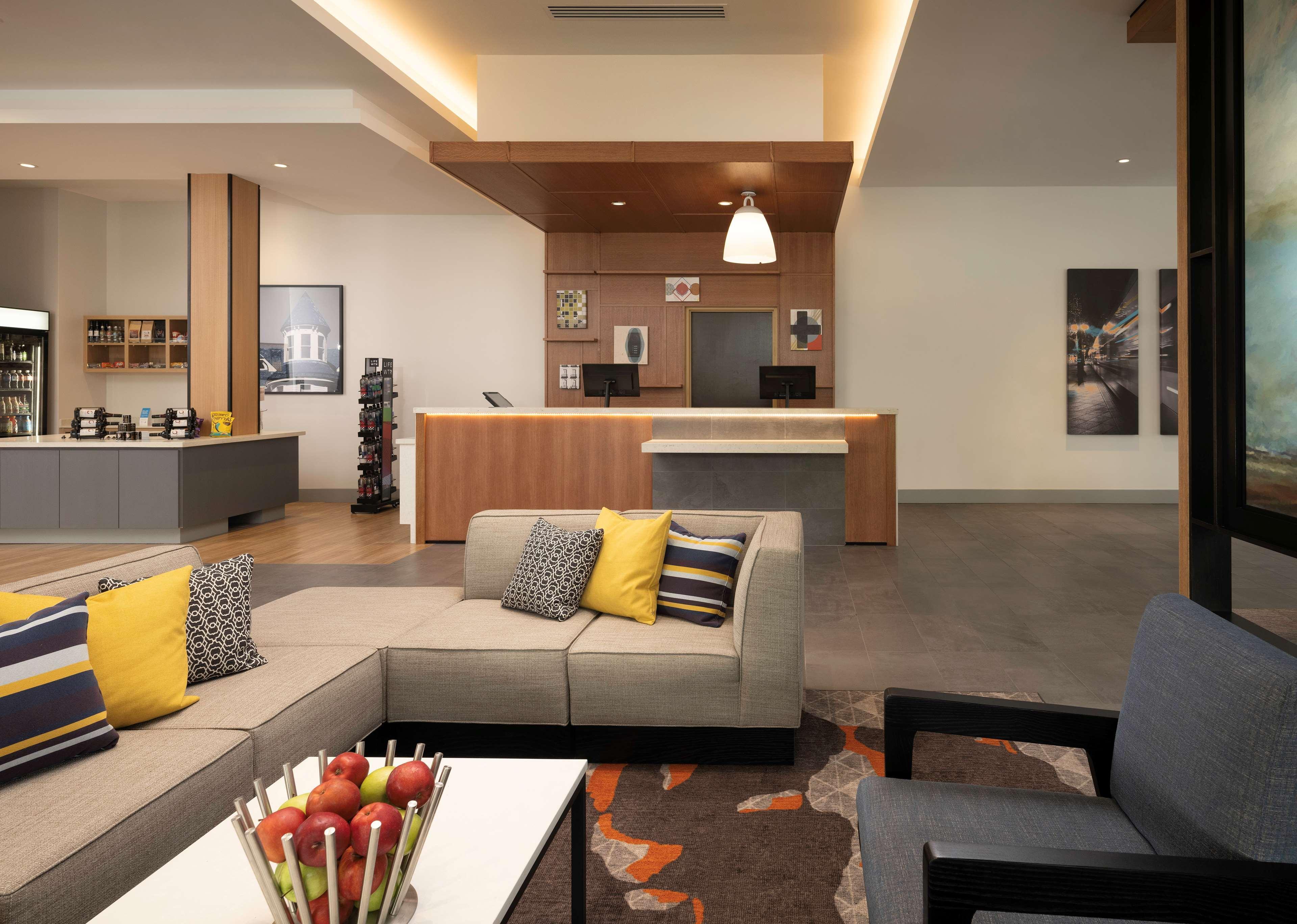 Hyatt House Airport 3* San José